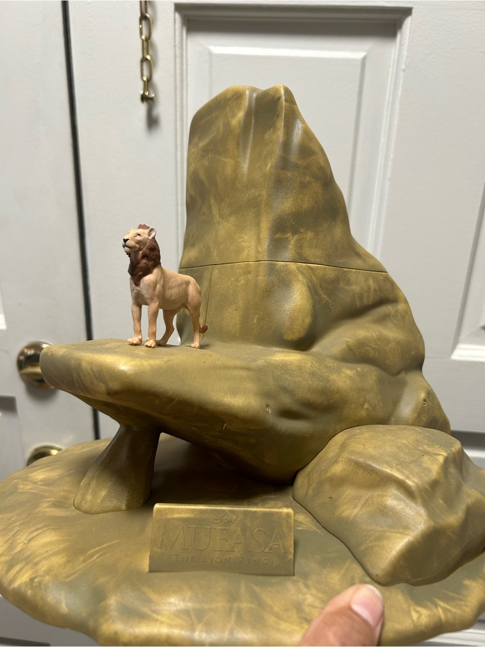 Disney Mufasa The Lion King Pride Rock Popcorn Bucket Theatre Exclusive